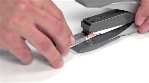 Desktop stapler delivers simple stapling performance that is perfect for occasional use. . Load staples one touch stapler